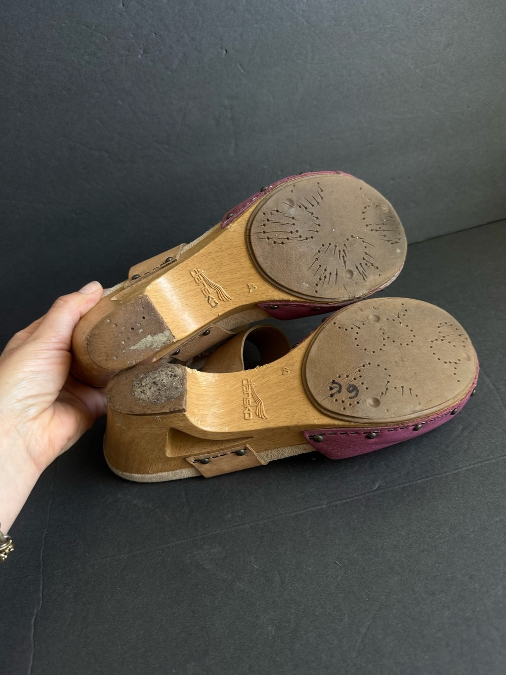 Dansko Thea Clogs Sandals Pink & Tan Leather Comfort Shoes Womens 40 - Picture 8 of 14